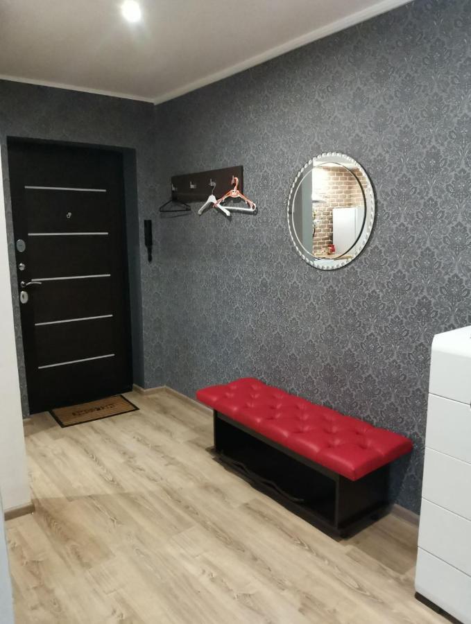 Ferienwohnung Apartament Gayadayenko 4 Pinsk Exterior foto