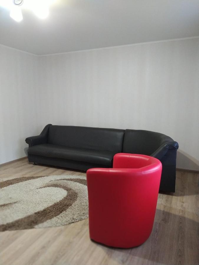 Ferienwohnung Apartament Gayadayenko 4 Pinsk Exterior foto