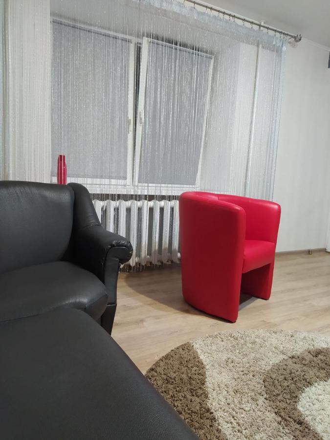 Ferienwohnung Apartament Gayadayenko 4 Pinsk Exterior foto