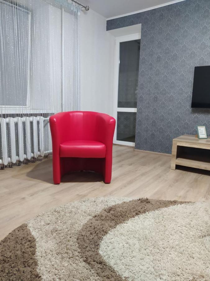 Ferienwohnung Apartament Gayadayenko 4 Pinsk Exterior foto